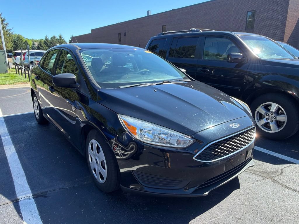 Used 2017 Ford Focus S FWD image 4