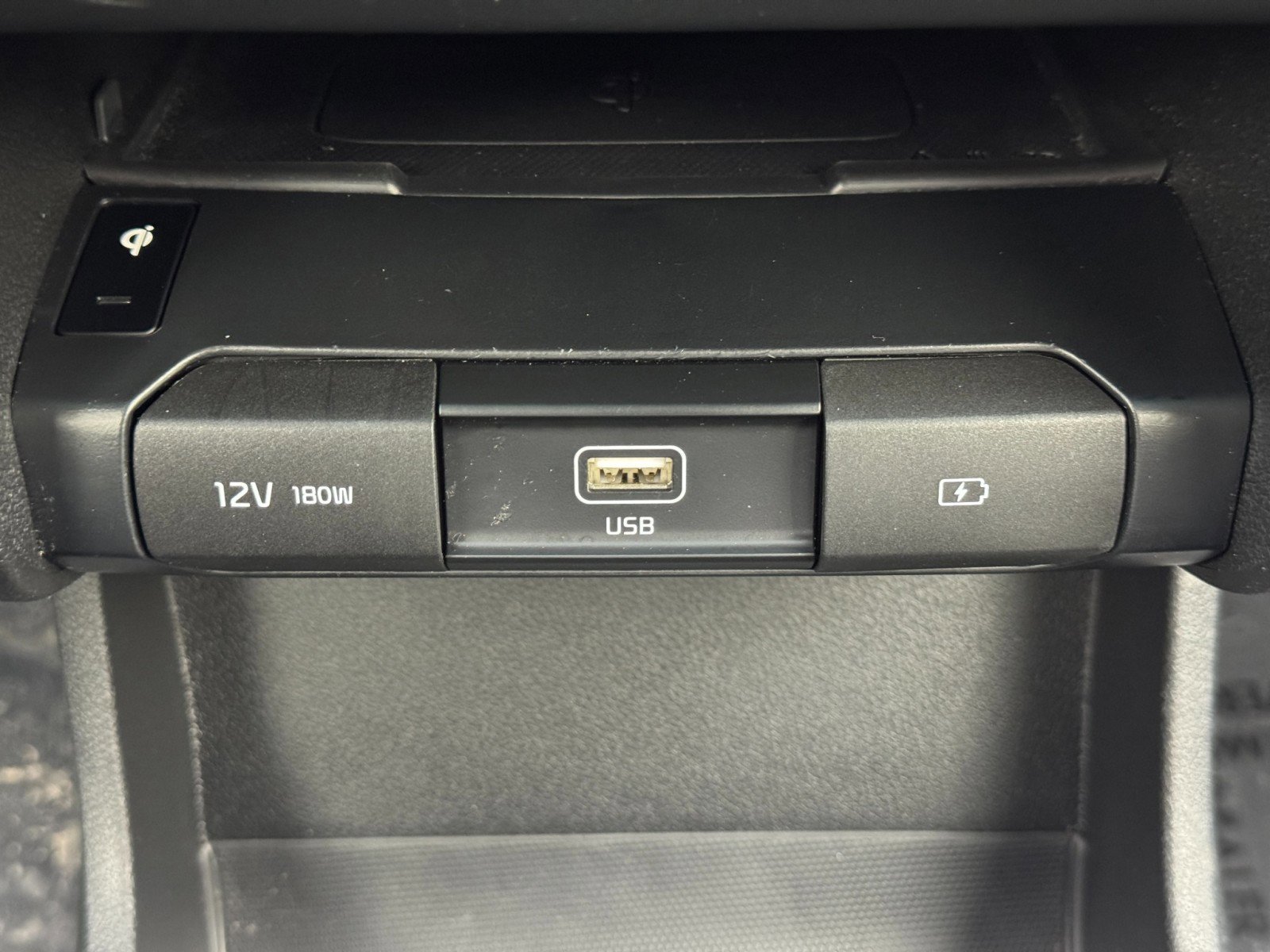 Used 2022 Kia Niro EX w/ Cold Weather Package FWD image 29