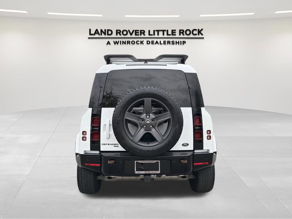 Used 2022 Land Rover Defender 110 X-Dynamic SE image 7