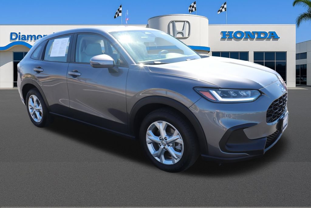 Used 2023 Honda HR-V LX image 1