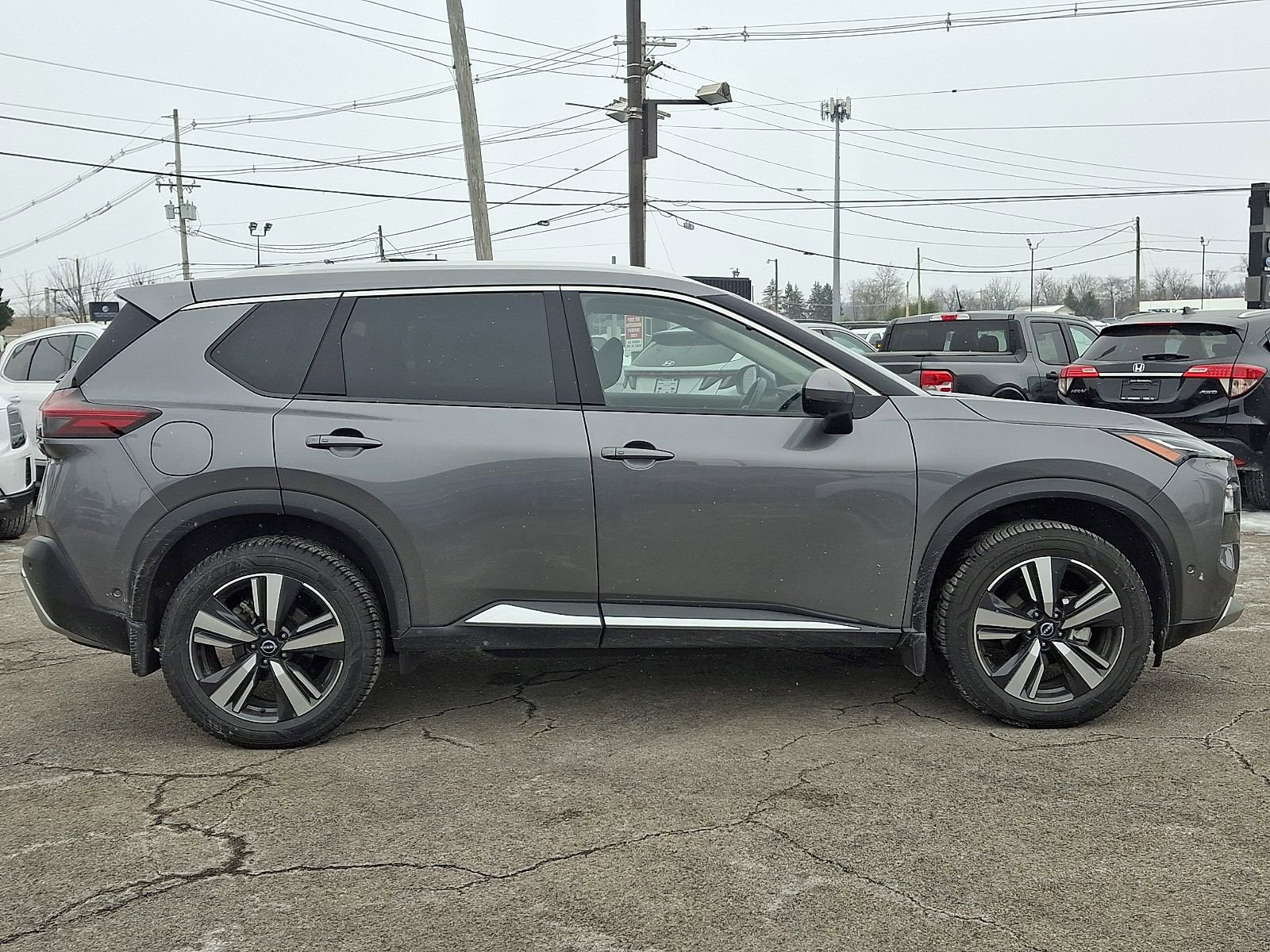 Used 2023 Nissan Rogue Platinum w/ Platinum Premium Package image 7