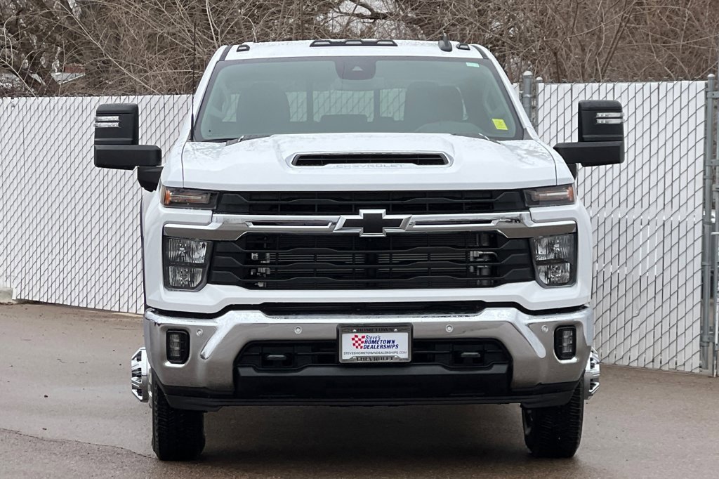 New 2026 Chevrolet Silverado 3500 LT w/ All Star Edition image 6