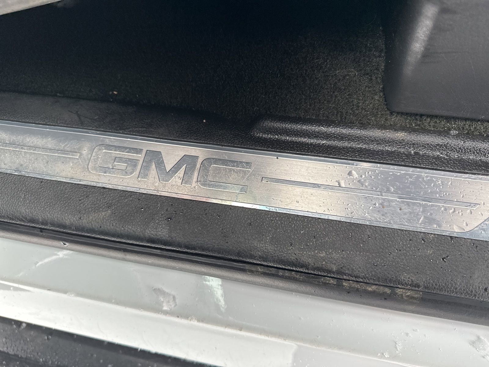 Used 2017 GMC Yukon SLT w/ Open Road Package image 20