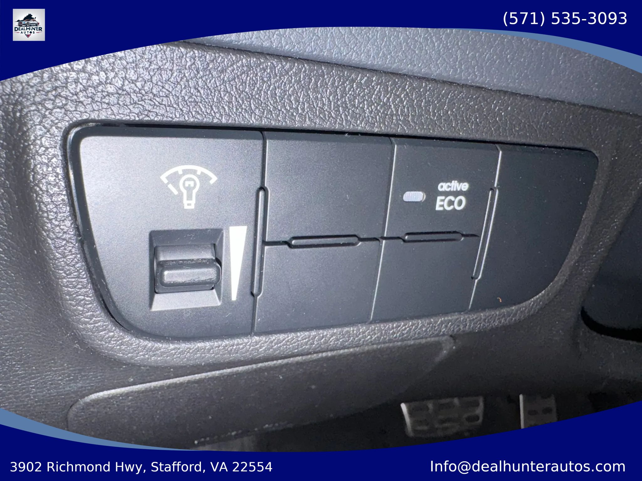 Used 2015 Hyundai Veloster Turbo FWD image 18