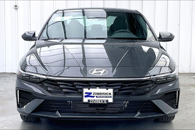 New 2026 Hyundai Elantra Hybrid FWD image 3