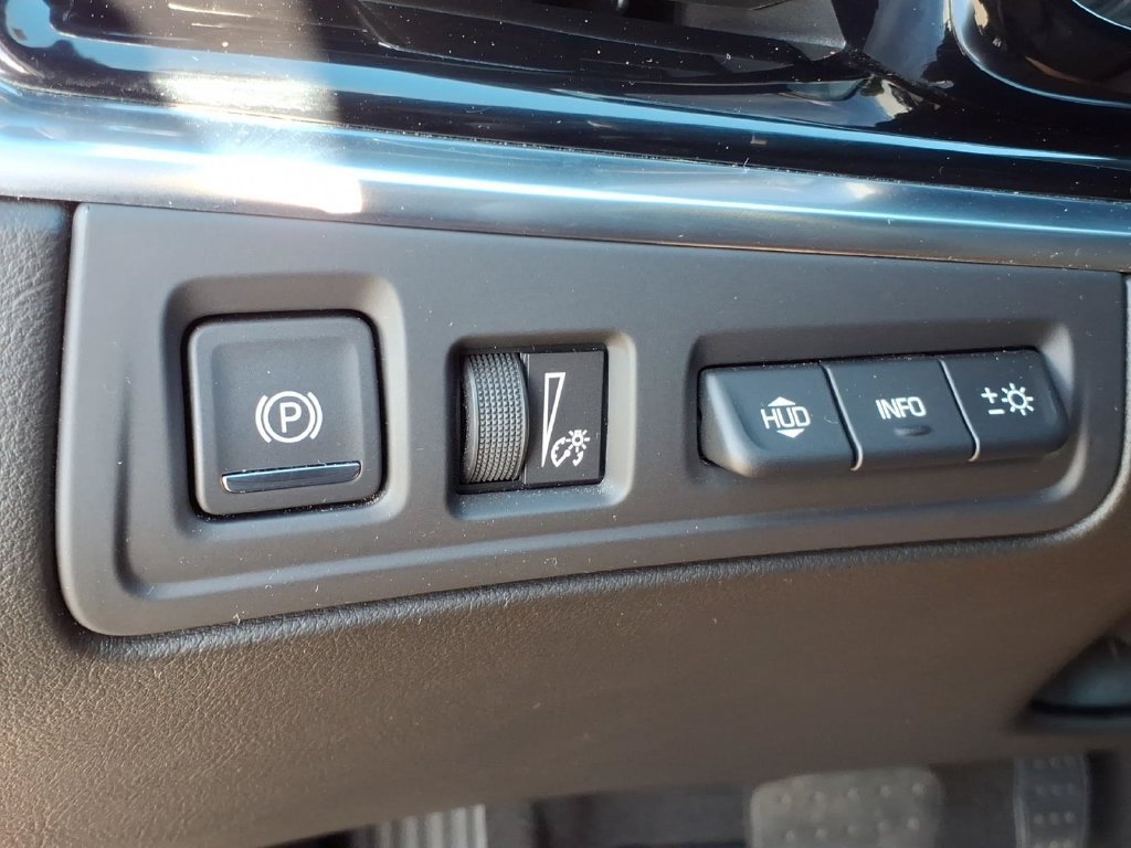 Used 2023 Cadillac XT6 Premium Luxury w/ Technology Package AWD/4WD image 20
