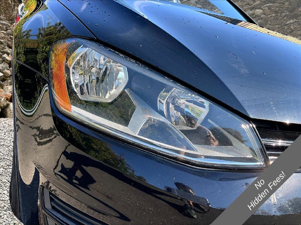 Used 2016 Volkswagen Golf SportWagen FWD image 23