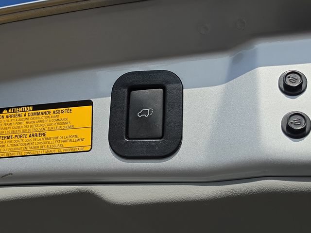 Used 2014 Toyota Venza XLE w/ XLE Premium Package FWD image 8