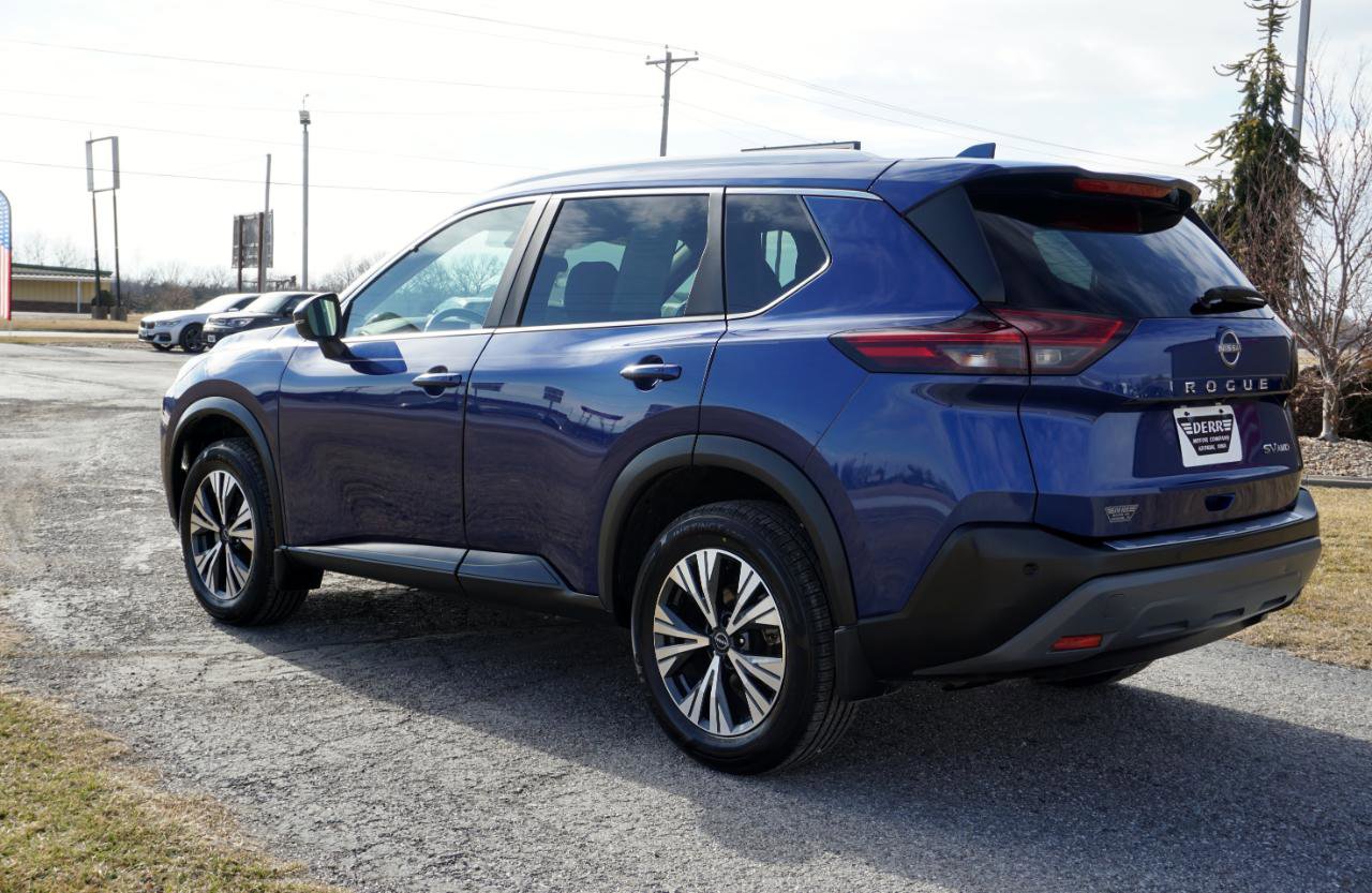 Used 2023 Nissan Rogue SV w/ SV Premium Package image 19