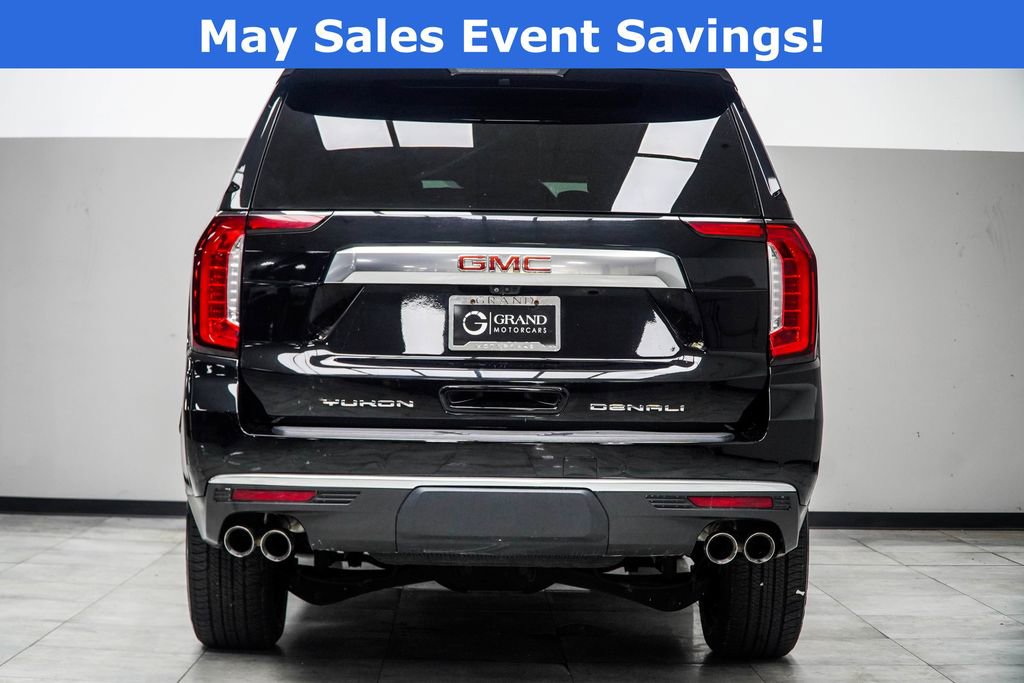 Used 2021 GMC Yukon Denali w/ Denali Premium Package AWD/4WD image 12