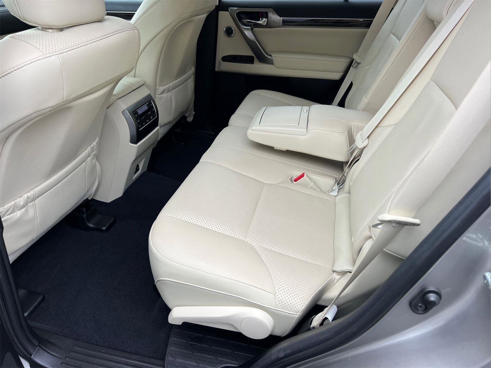 Certified 2023 Lexus GX 460 Luxury w/ Accessory Package image 21