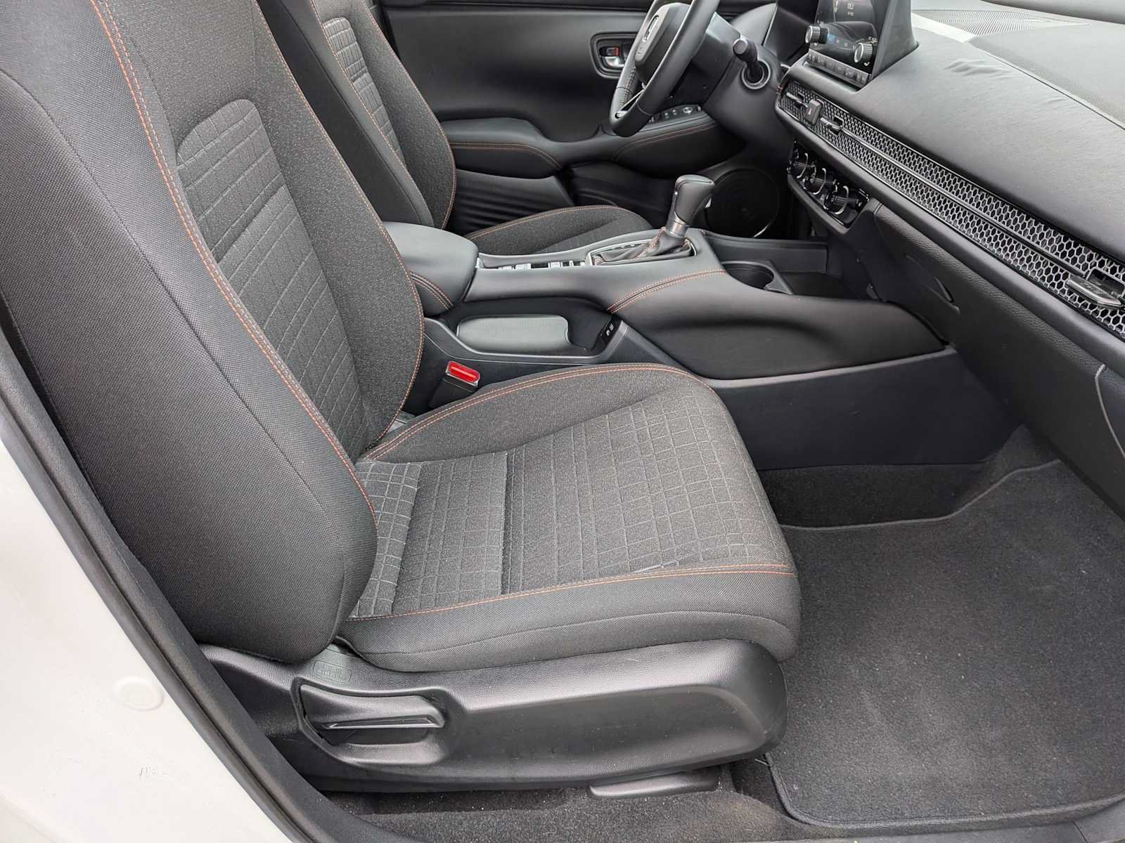 Used 2024 Honda HR-V Sport image 19