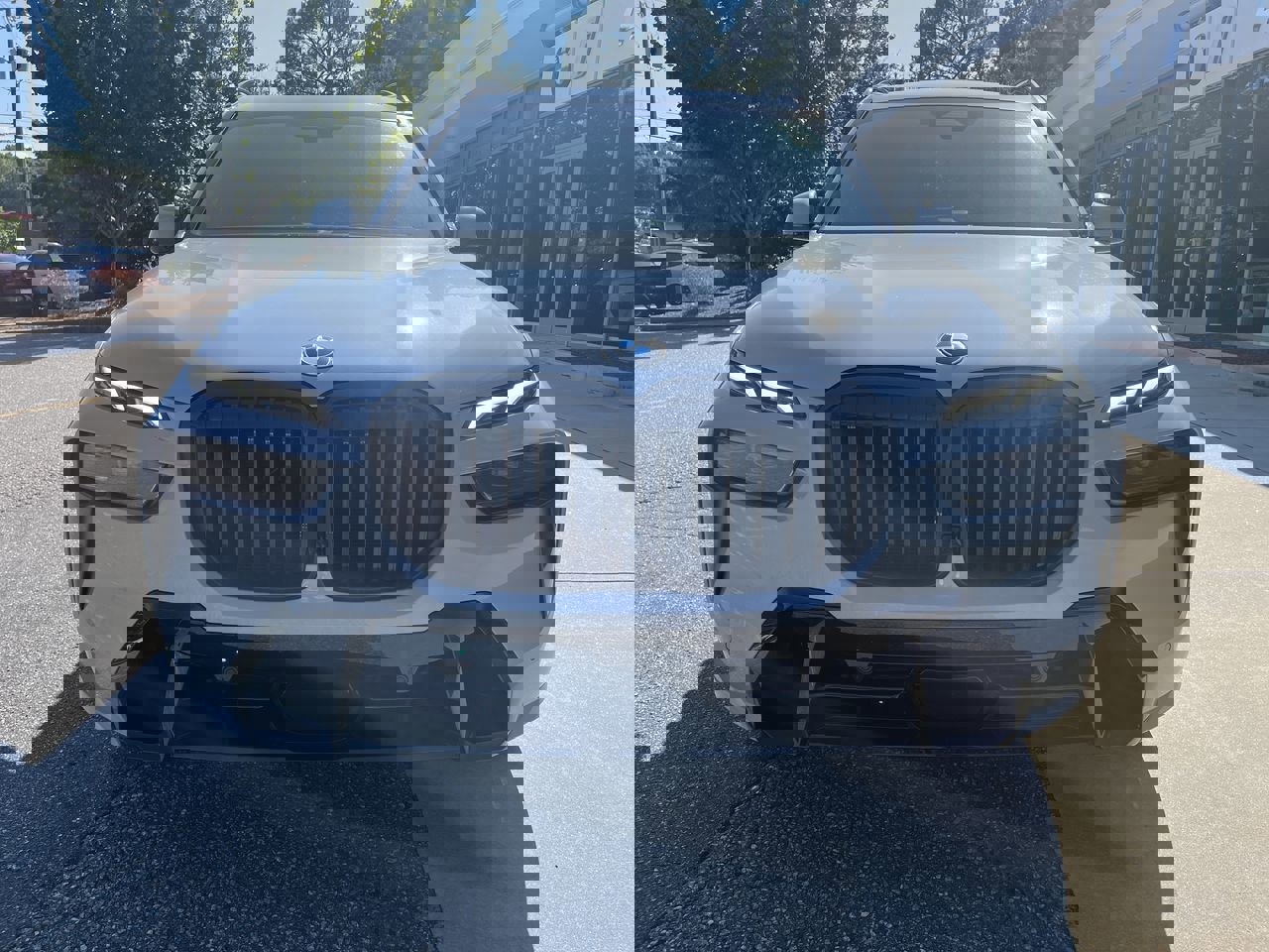 New 2026 BMW X7 xDrive40i w/ Executive Package image 10