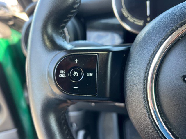 Used 2023 MINI Cooper SE FWD image 17