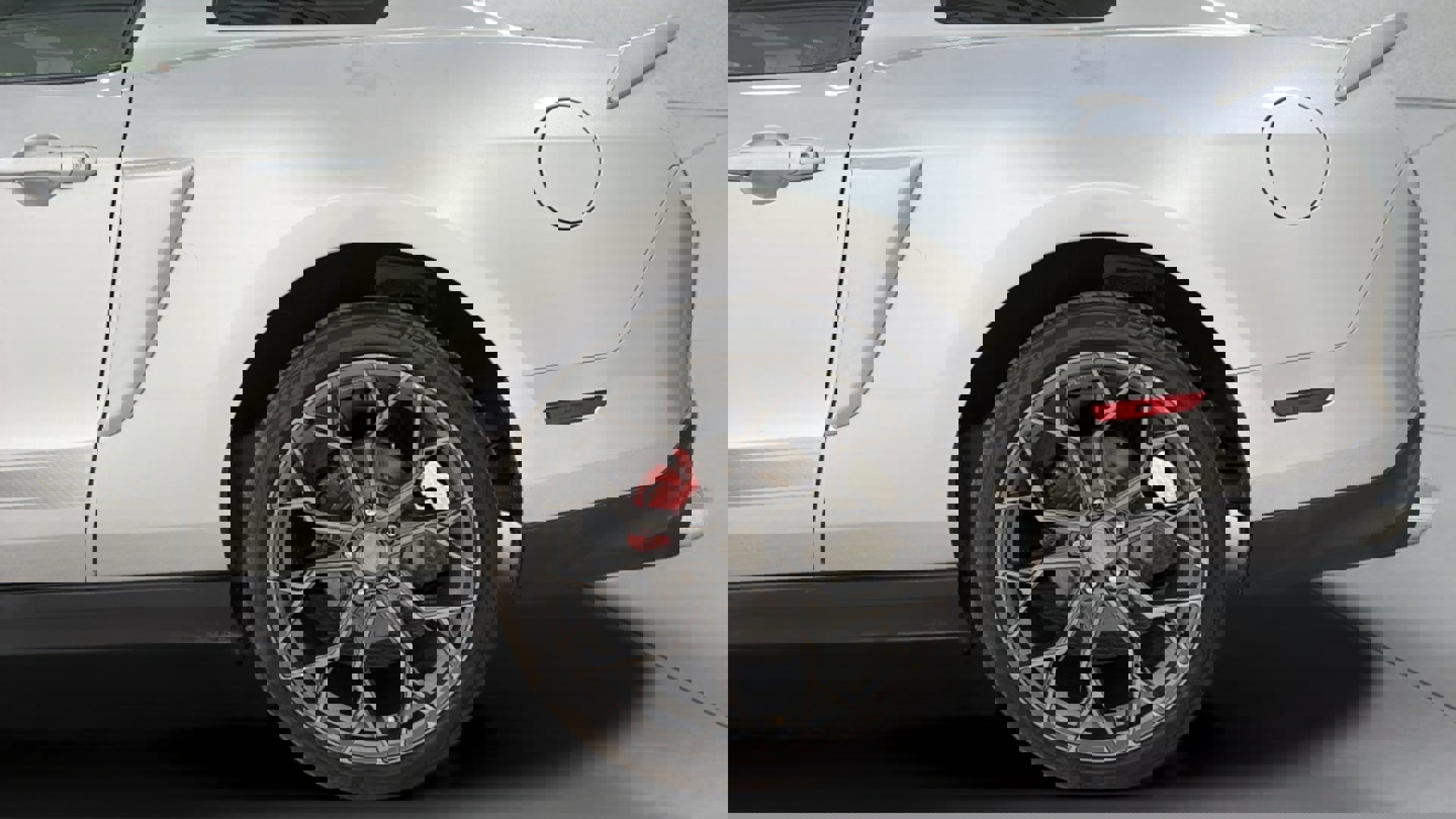 Used 2011 Ford Mustang GT Premium w/ 402A Rapid Spec Order Code image 7