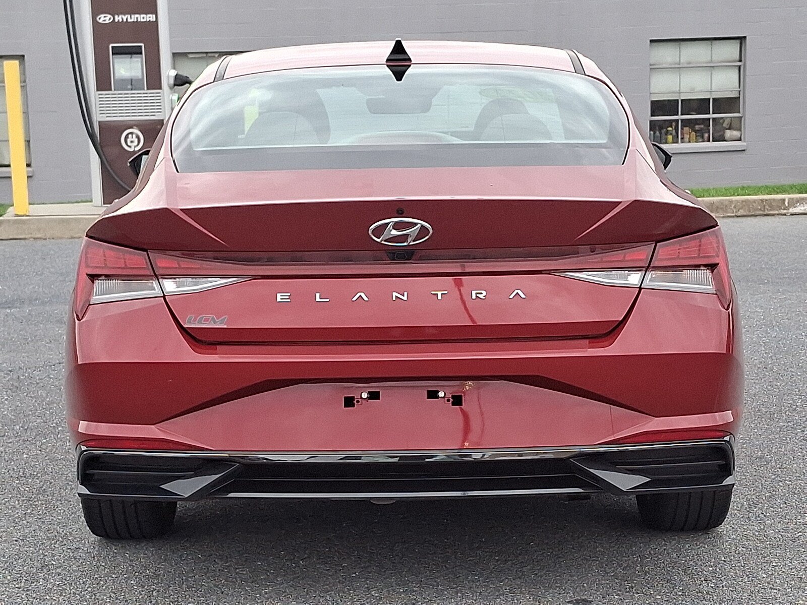 Certified 2022 Hyundai Elantra SEL w/ Convenience + Premium Package FWD image 6