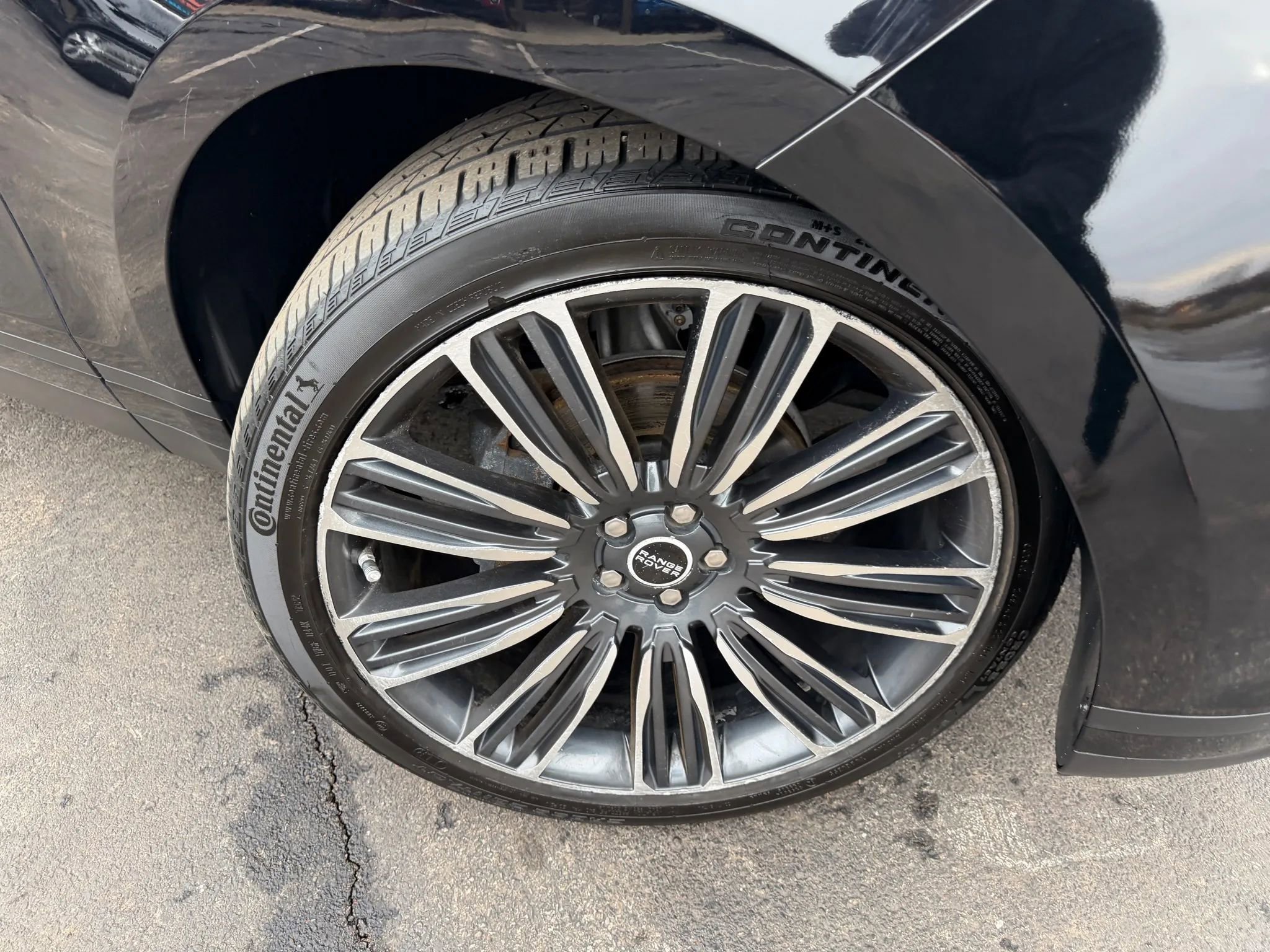 Used 2020 Land Rover Range Rover Velar S image 51