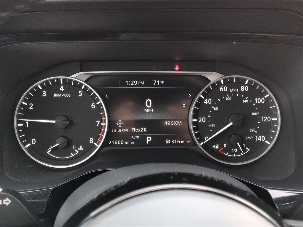 Used 2022 Nissan Pathfinder SV image 10