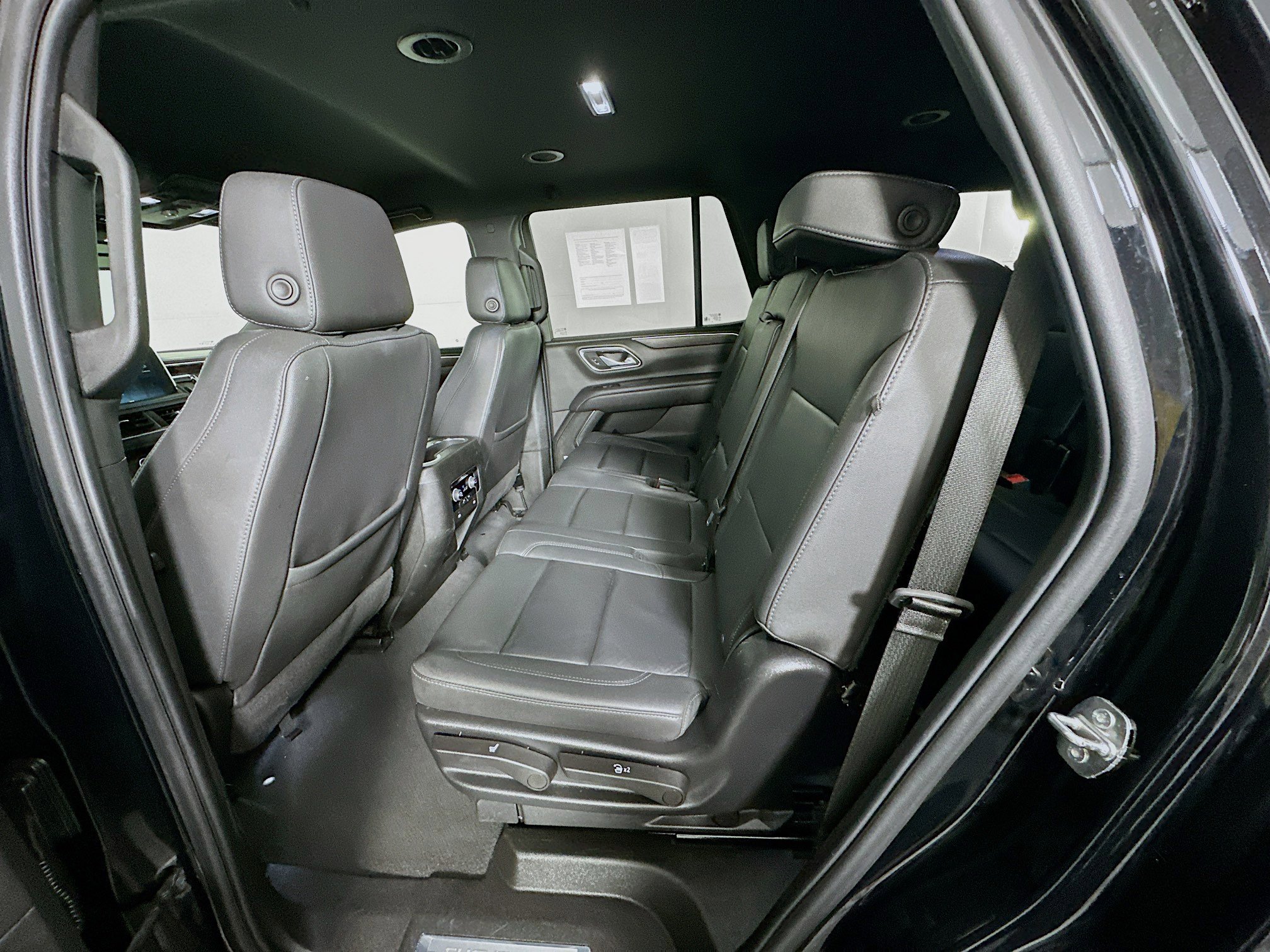 Used 2024 Chevrolet Tahoe LT image 27