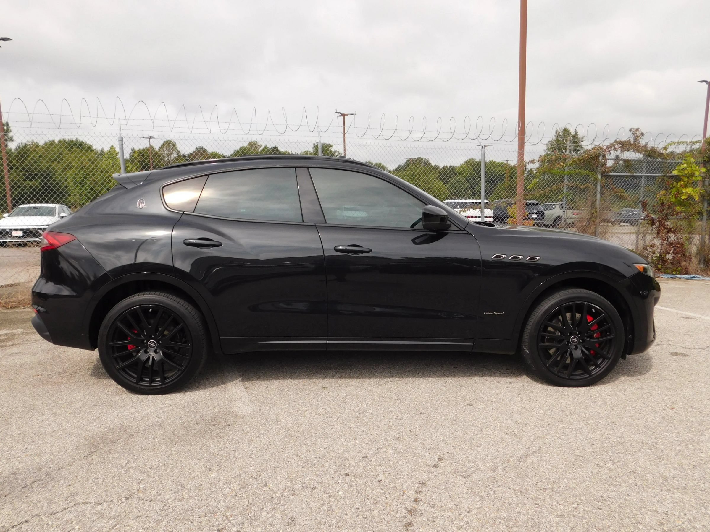 Used 2020 Maserati Levante S GranSport AWD/4WD image 5