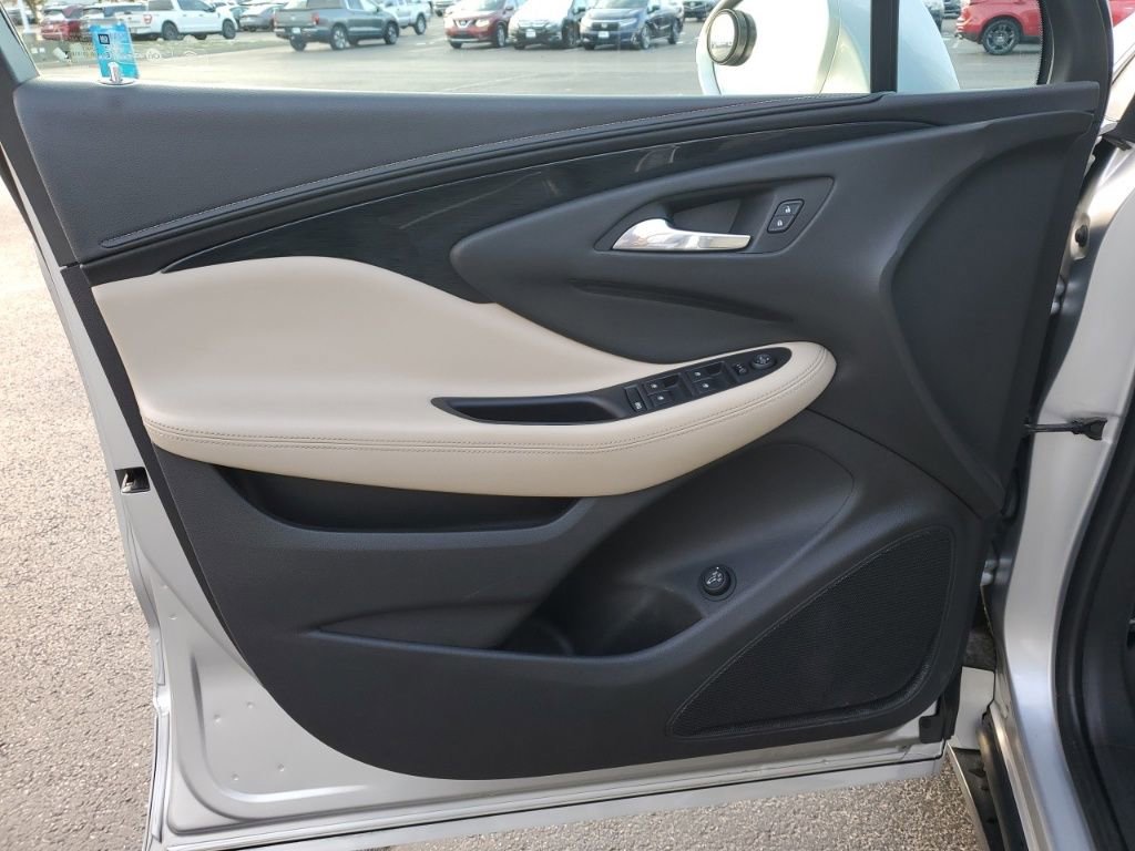 Used 2017 Buick Envision Preferred image 27