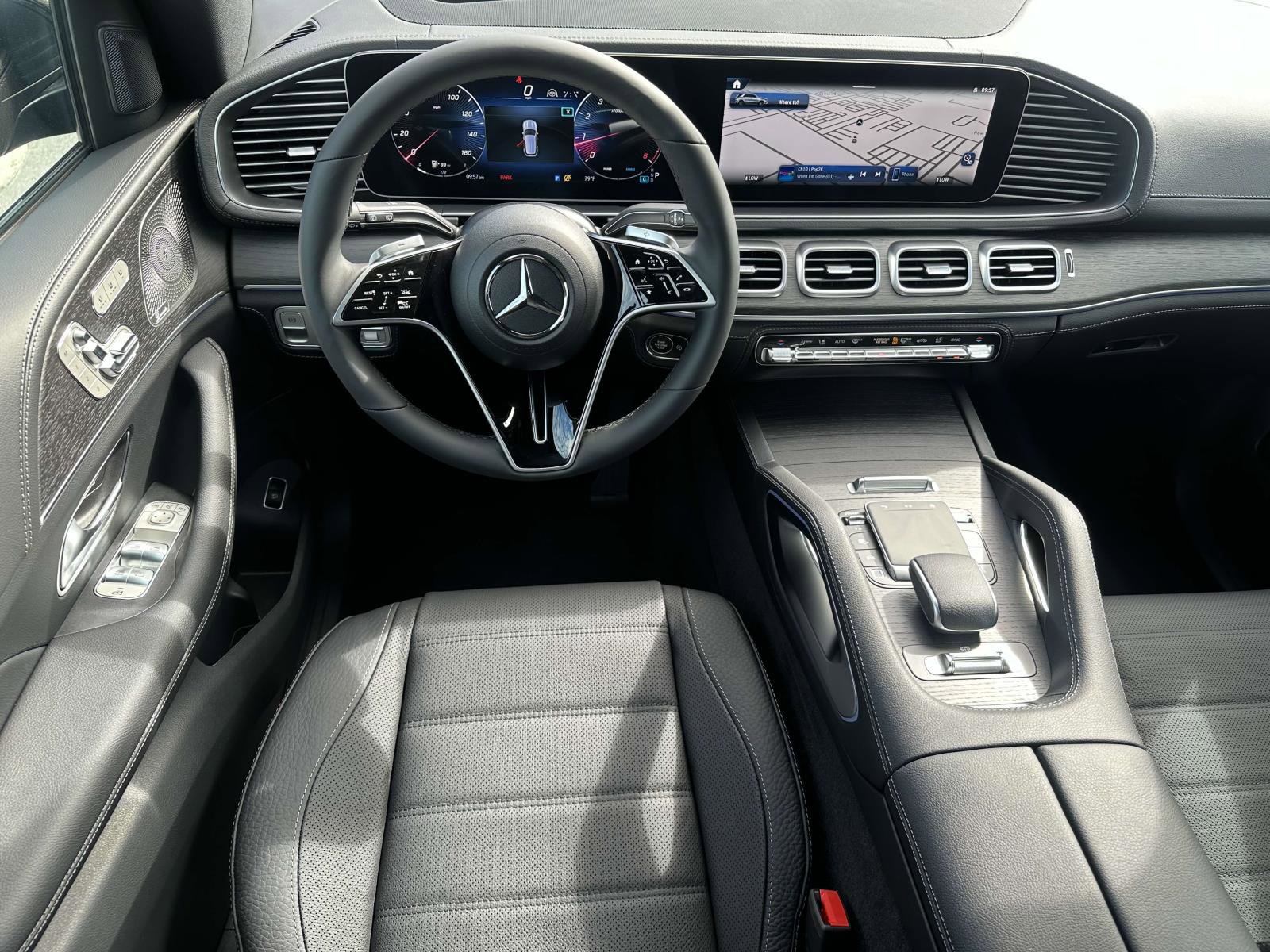 New 2026 Mercedes-Benz GLE 580 4MATIC image 9
