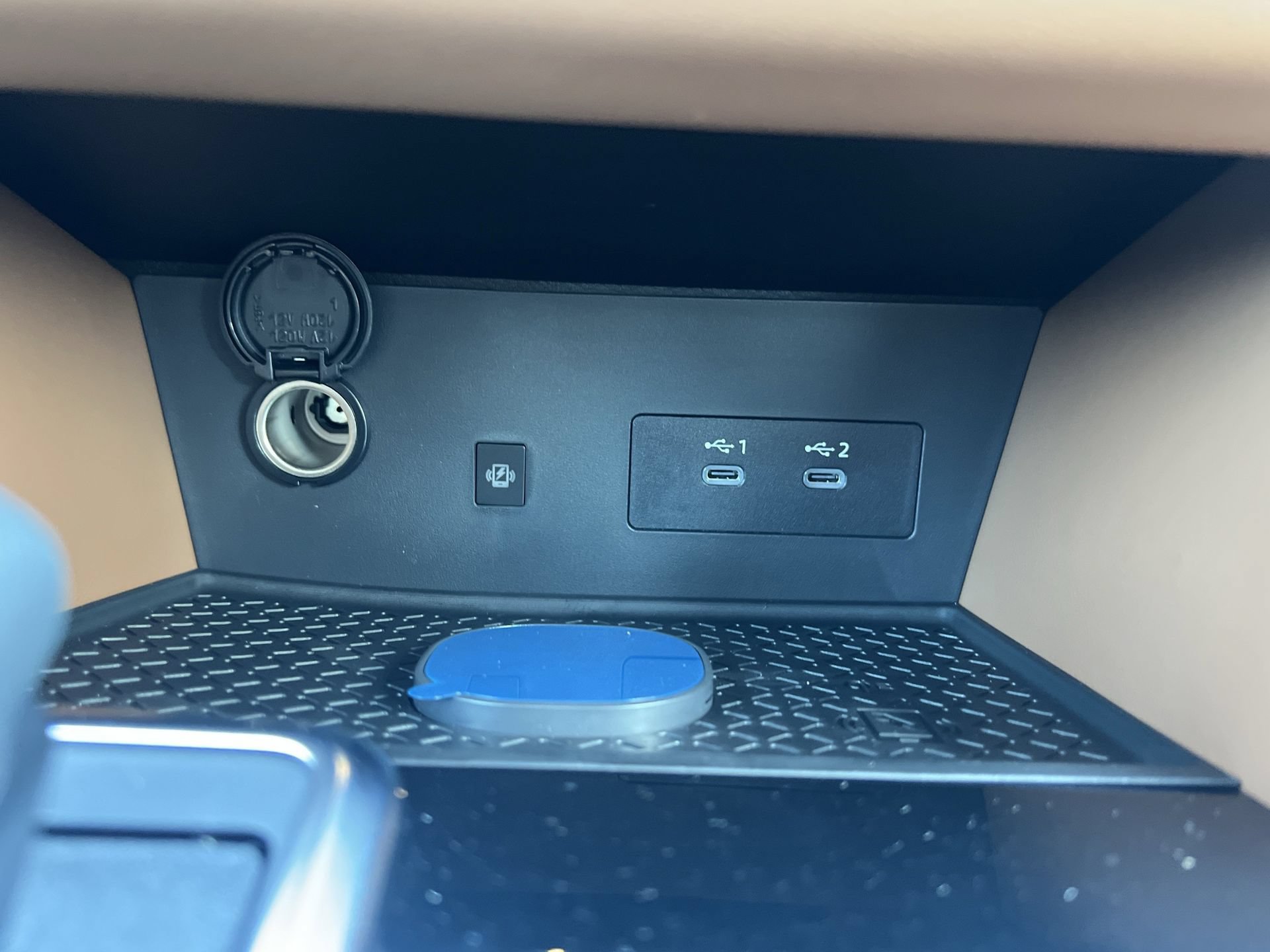 New 2026 Nissan Pathfinder Platinum w/ Accent Package FWD image 7