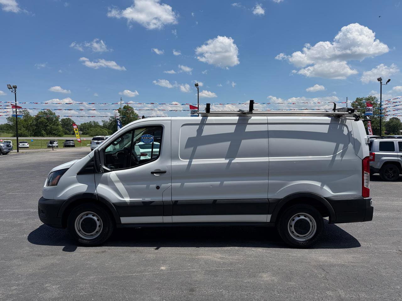 Used 2020 Ford Transit 150 Low Roof RWD image 11