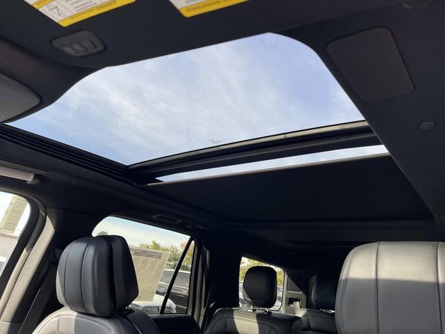New 2025 Lincoln Navigator Reserve w/ Jet Appearance Package image 26