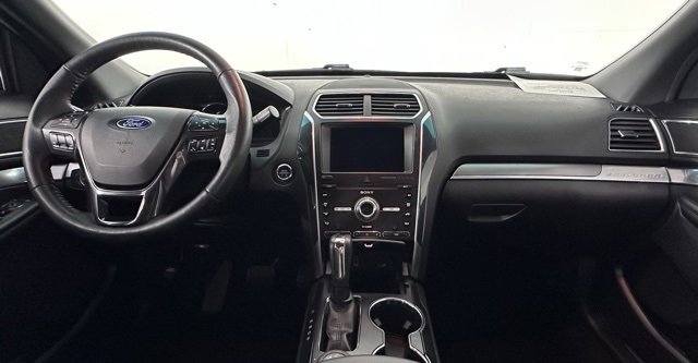 Used 2019 Ford Explorer Sport image 19