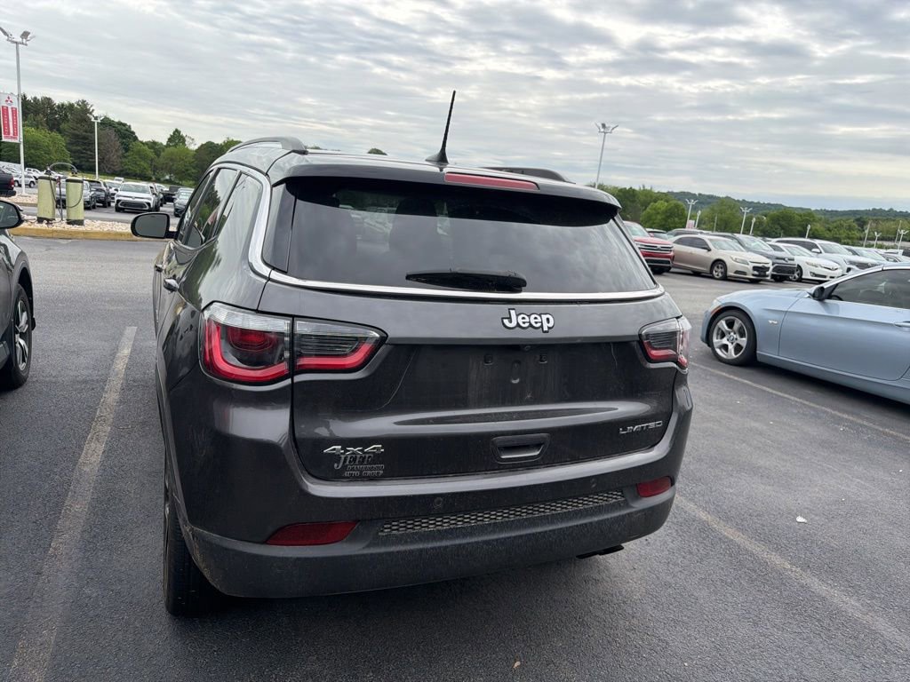 Used 2021 Jeep Compass Limited w/ Sun and Sound Group AWD/4WD image 5
