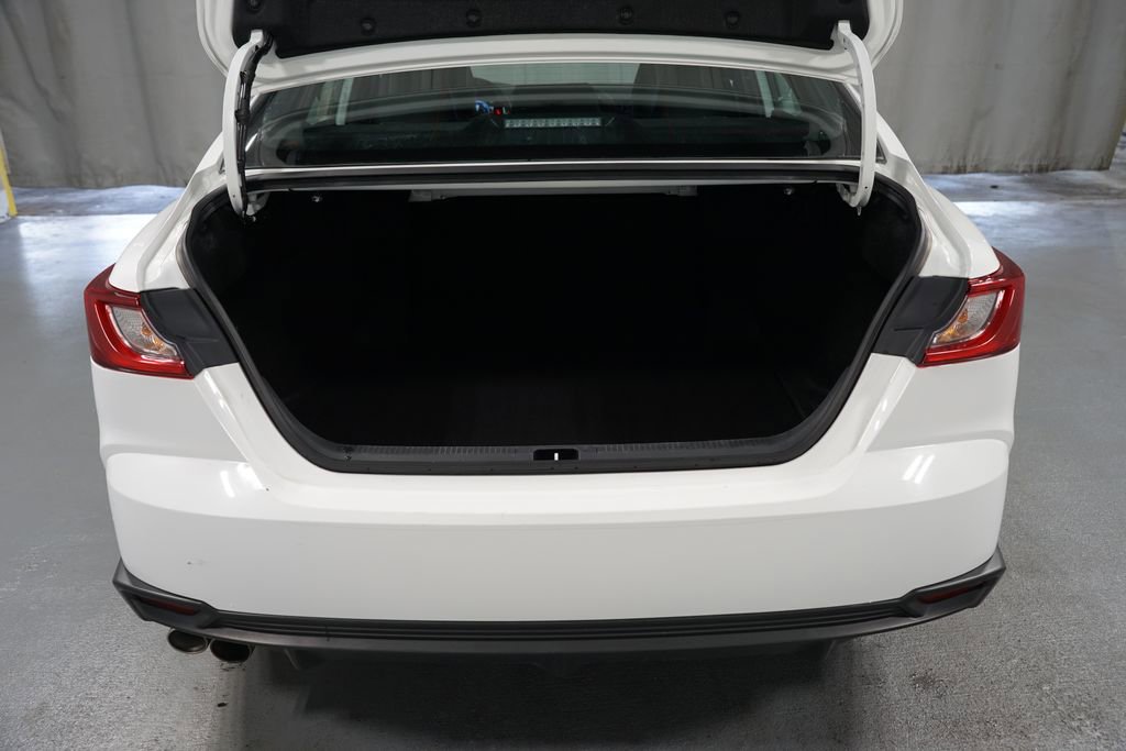 Certified 2025 Toyota Camry SE image 35