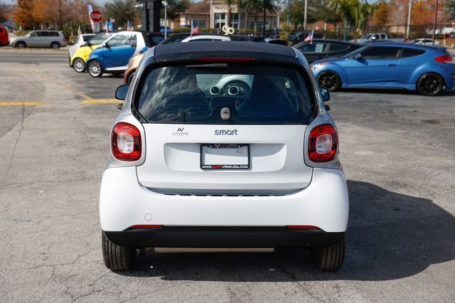 Used 2016 smart fortwo Prime image 12