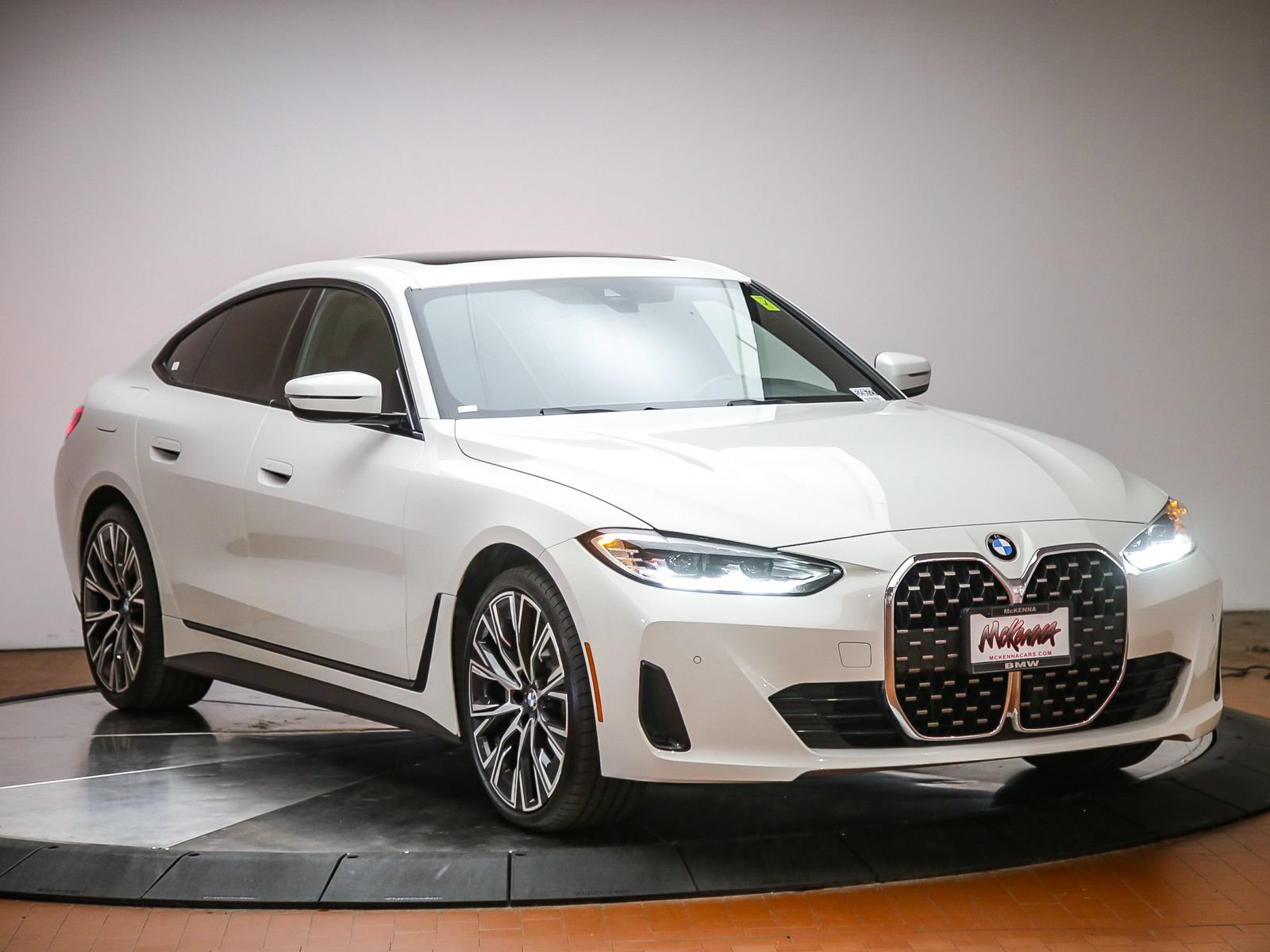 Used 2022 BMW 430i Gran Coupe w/ Convenience Package RWD image 6