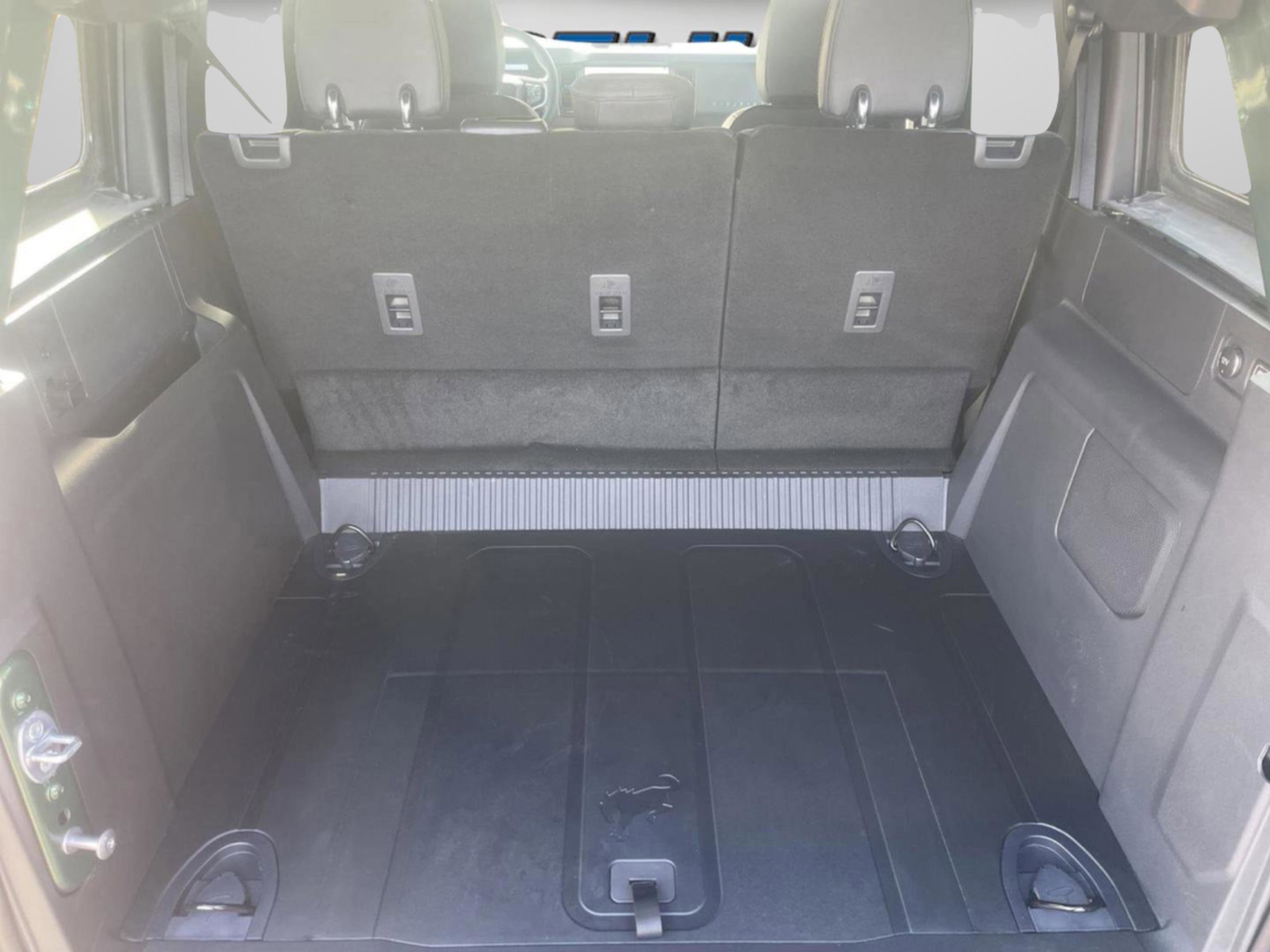 New 2024 Ford Bronco Black Diamond w/ Sasquatch Package image 12