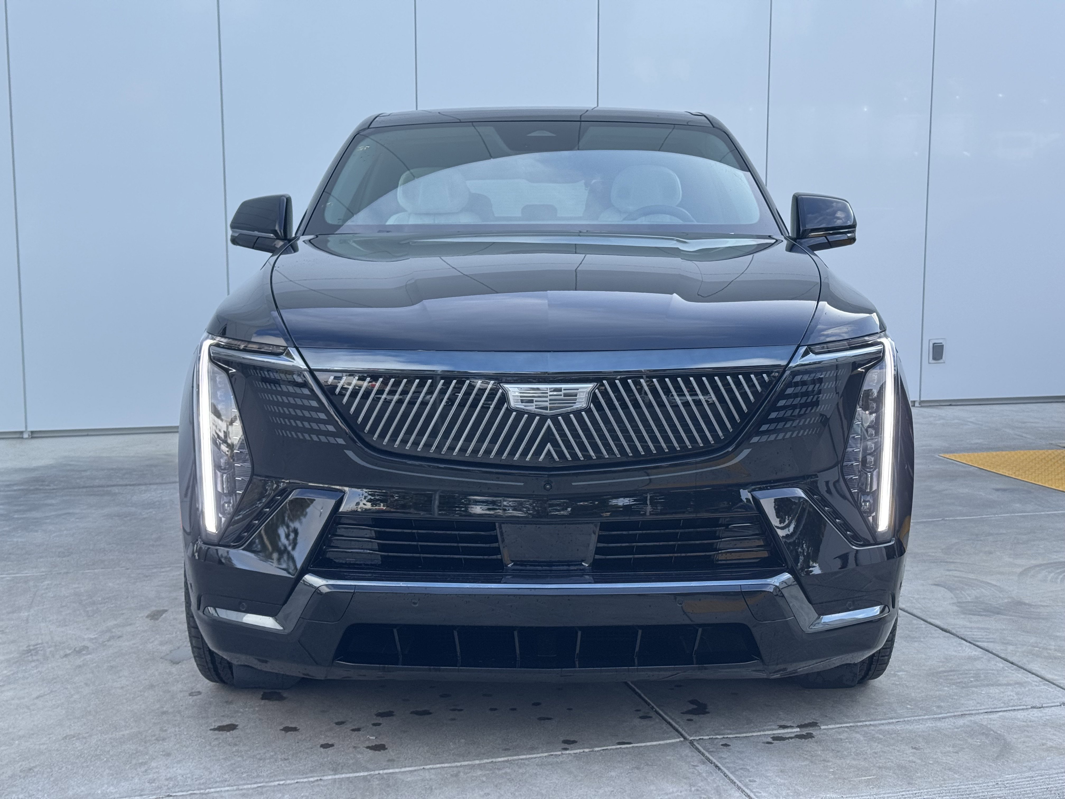 New 2025 Cadillac Escalade IQ Sport 1 w/ LPO, ONYX Package image 3