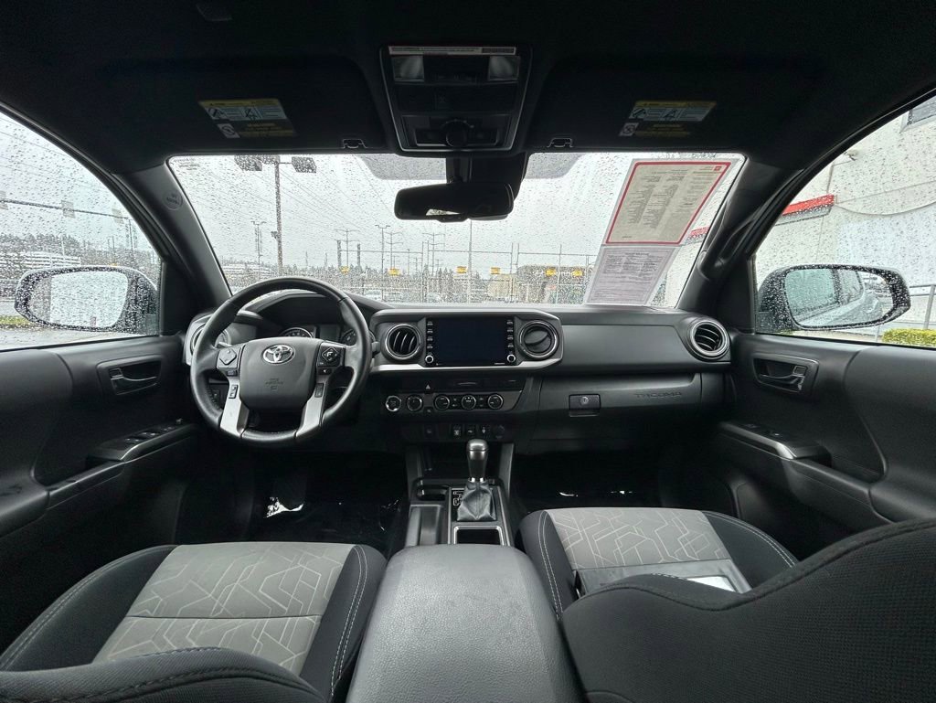 Certified 2023 Toyota Tacoma TRD Off-Road AWD/4WD image 17