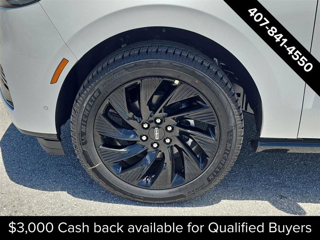 New 2025 Lincoln Navigator Reserve w/ Jet Appearance Package image 9