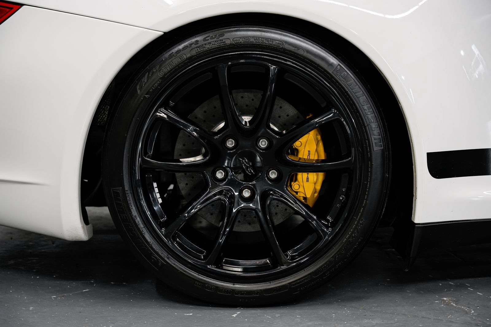 Used 2007 Porsche 911 GT3 RS RWD image 46