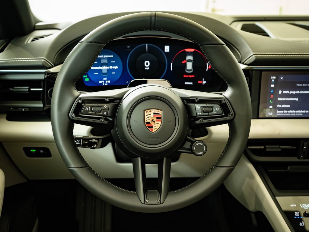 New 2026 Porsche Macan 4 Electric AWD/4WD image 40