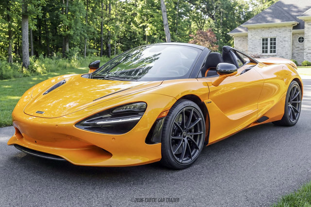 Used 2026 McLaren 750S Spider RWD image 14