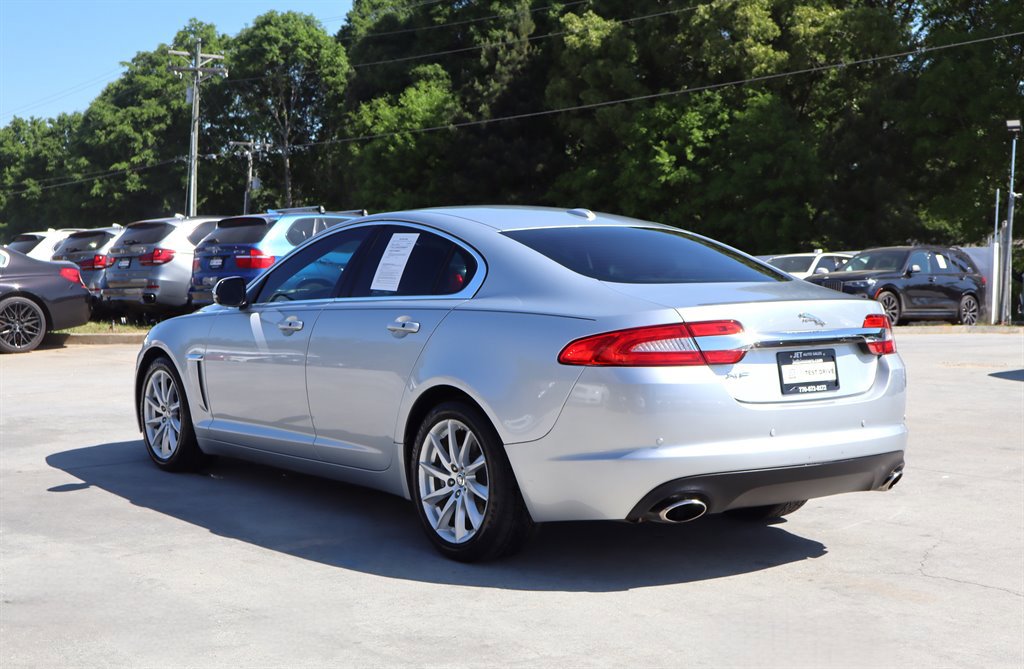 Used 2012 Jaguar XF RWD image 5