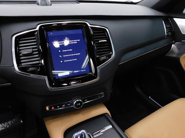 Used 2025 Volvo XC90 B6 Ultra w/ Protection Package Premier image 25