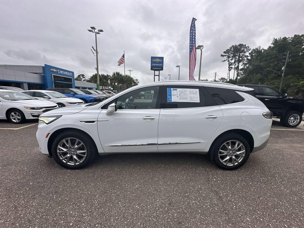 Used 2023 Buick Enclave Essence w/ Experience Buick Package FWD image 13