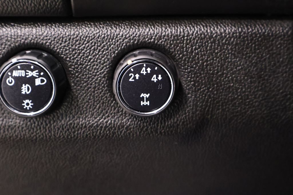 Used 2016 Chevrolet Colorado LT w/ LT Convenience Package image 24