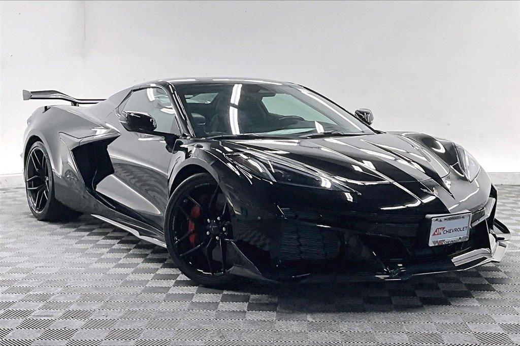 New 2025 Chevrolet Corvette Z06 w/ Z07 Performance Package image 8