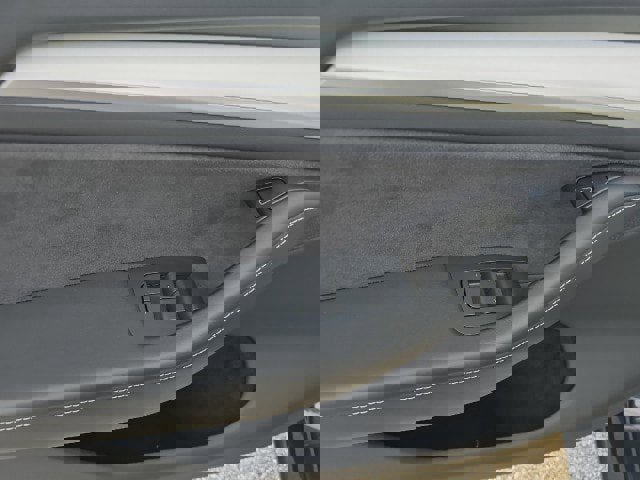 Used 2024 Tesla Model Y Long Range image 23