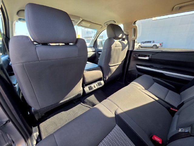 Used 2015 Toyota Tundra SR5 AWD/4WD image 17
