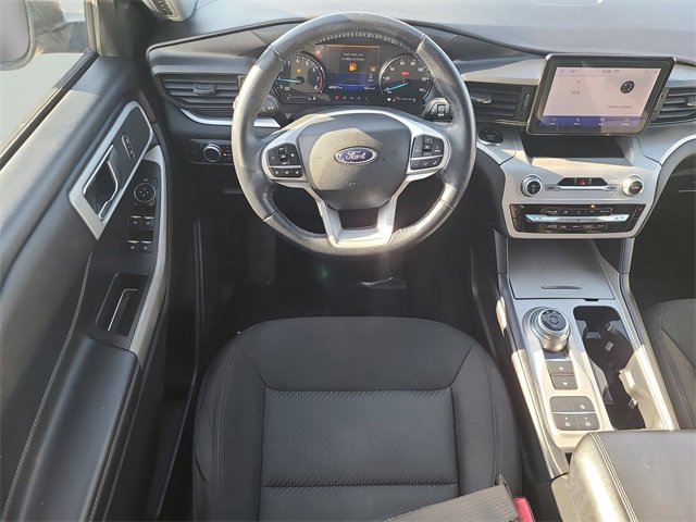 Used 2022 Ford Explorer XLT image 19