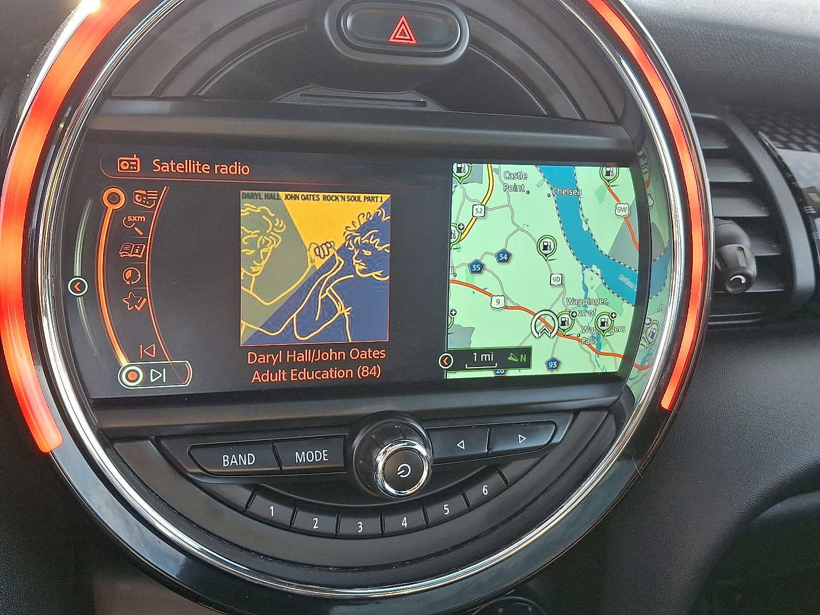 Used 2018 MINI Cooper S image 18